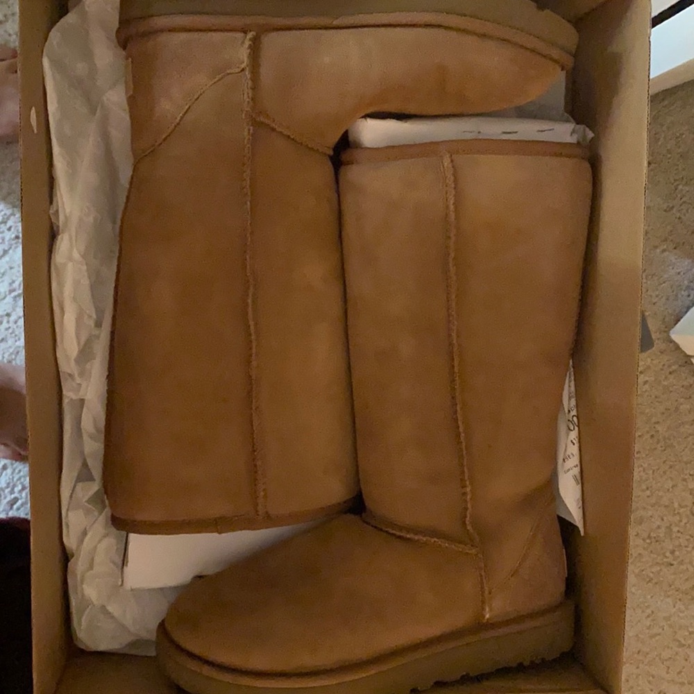 UGG CLASSIC TALL II